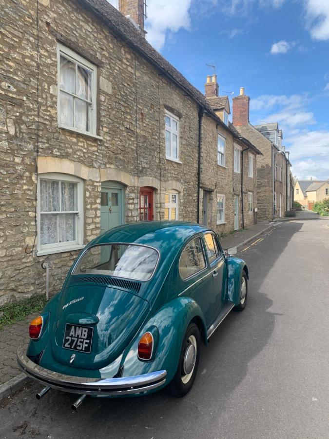 The Shoe Box Cottage With Allocated Parking Malmesbury Esterno foto