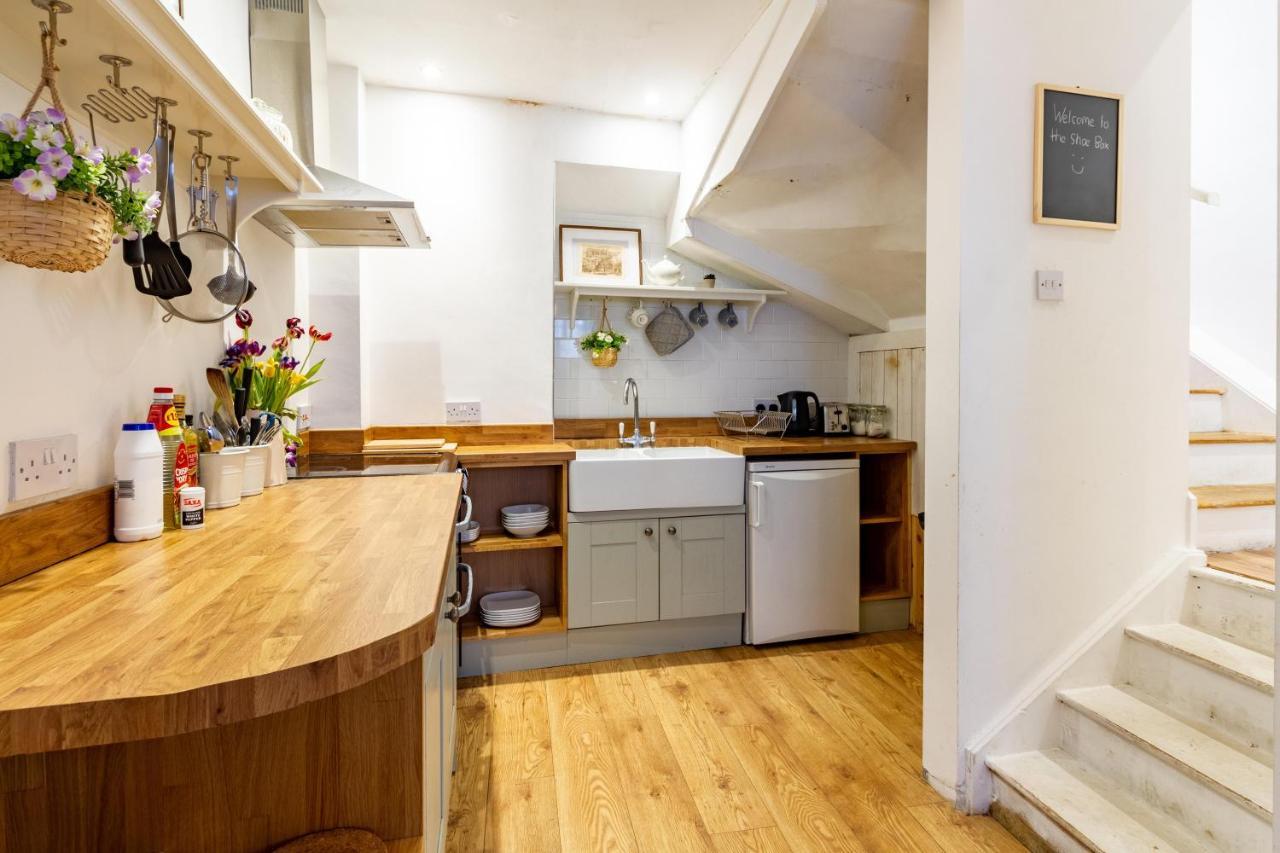 The Shoe Box Cottage With Allocated Parking Malmesbury Esterno foto
